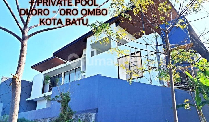 Dijual Villa Baru Mewah + Private Pool + Furnish di Kota Batu