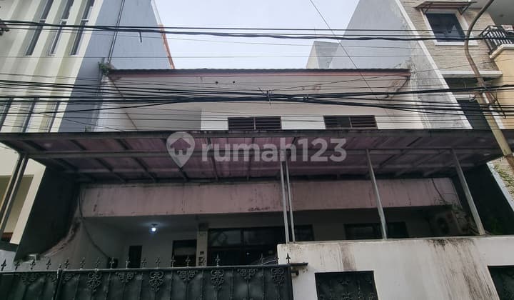 Tanjung Duren Boarding House West Jakarta Strategic Location