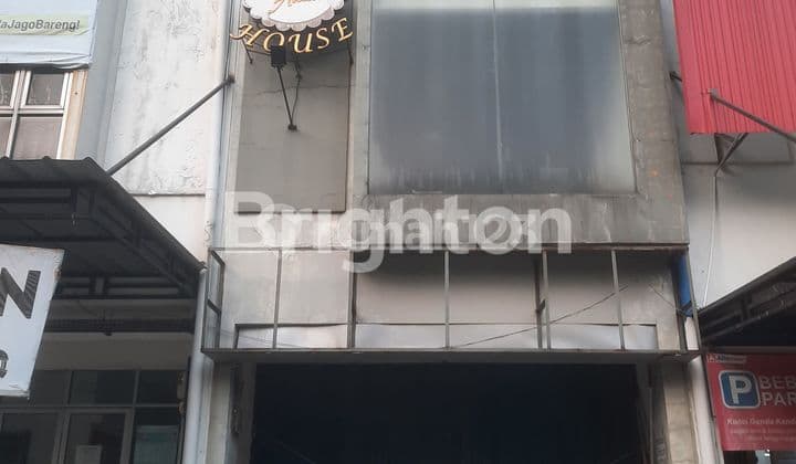 RUKO PINGGIR JALAN RAYA