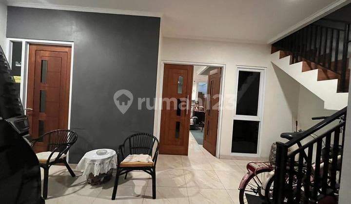 For Sale: 2-Story Ready-to-Occupy House, Excellent in Sumur Batu, Jakarta