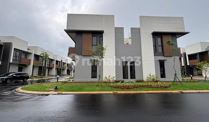 Dijual cepat rumah 2 lantai baru unfurnished di Summarecon Crown Gading, Bekasi