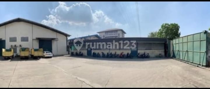 Disewakan gudang luas, siap pakai , bebas banjir, strategis di Jakarta Utara