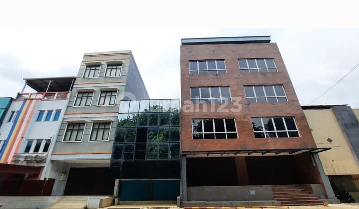 For QUICK Sale, 3-story shop house ready for business, Pulomas, East Jakarta