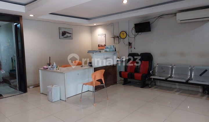 Dijual Cepat , Ruko 3 Lantai Siap Usaha , Pulomas, Jakarta Timur