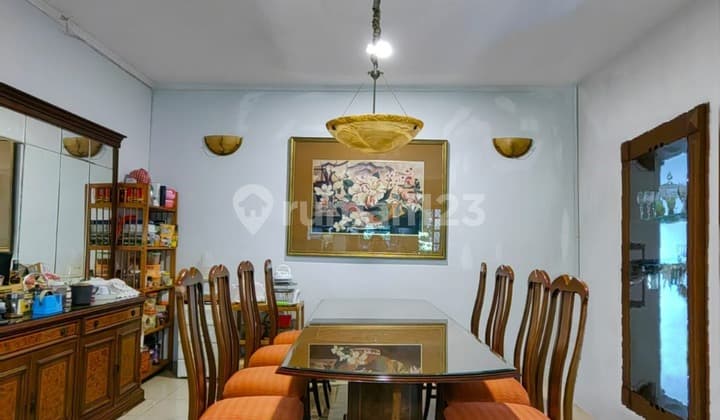 Dijual Rumah mewah 3 lantai bagus, strategis ada kolam reang, luas di Sunter , Jakarta Utara