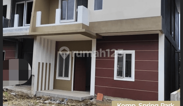Rumah Dengan Lokasi Strategis di Jalan Sungai Raya Dalam