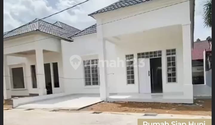 Rumah Baru Siap Huni Daerah Serdam Pontianak