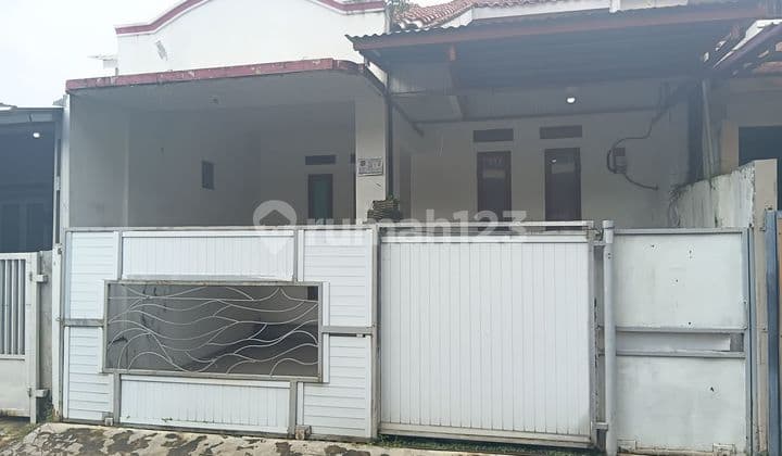 Rumah Hadap Utara 10 Menit ke Transmart Yasmin Bogor Siap KPR J-40273