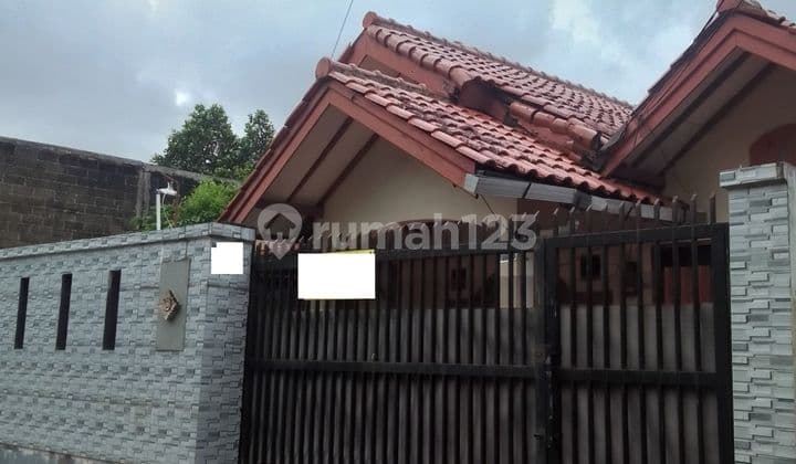 Rumah Luas Strategis 11 Menit ke Green Walk Mall Hadap Utara J-33248