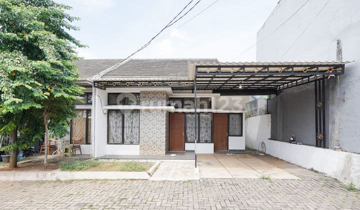 Rumah SHM Luas Hadap Timur 15 Menit ke Gerbang Tol Jatiwarna 1 J-38100