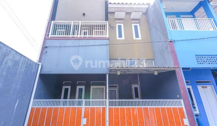Rumah 4 Menit ke Gerbang Tol Sawangan Hadap Selatan Dibantu KPR J-36836