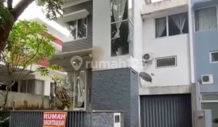 Rumah Siap Huni 14 Menit ke Gerbang Tol Cimanggis 2 Dibantu KPR J42742