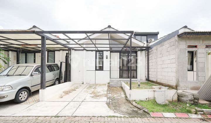 Rumah SHM Bebas Banjir 13 menit ke RS Satria Medika Dibantu KPR J-32268