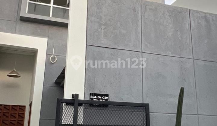Rumah Strategis 10 Menit ke Stasiun Rawa Buntu 2 Lt Dibantu KPR J39571