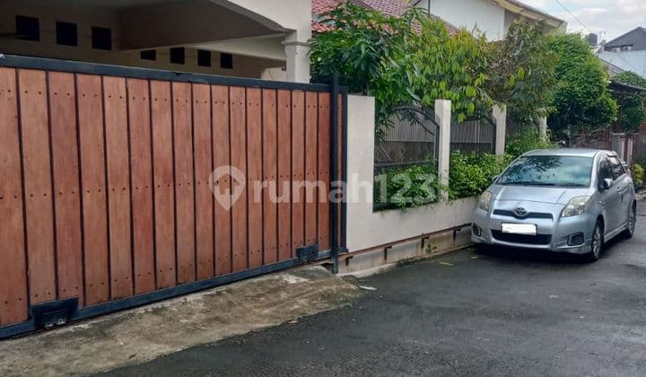 Rumah Luas 14 Menit ke RS Mitra Keluarga Jatiasih Bebas Banjir J37701