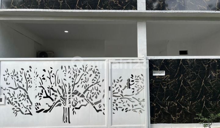 Rumah Strategis 10 Menit ke Terminal Lewiliang LT 113 Siap Huni J41018