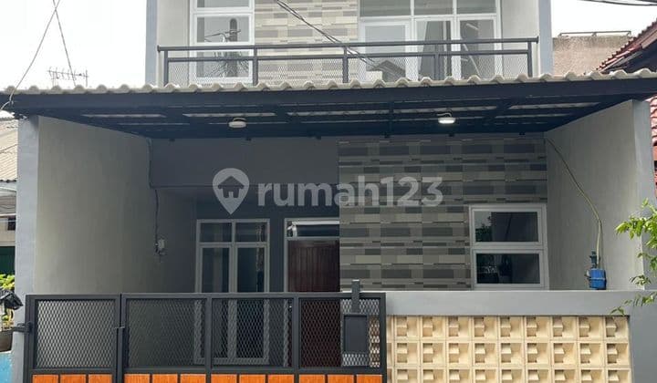 Rumah 7 Menit ke Plaza Cibubur Siap Huni Dibantu KPR J-39704