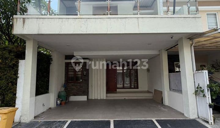 Rumah 2 Lantai SHM 11 Menit ke Mall Kelapa Gading 2 Siap Huni J40115