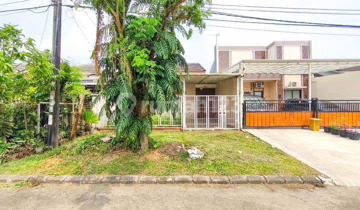Minimalist House 7 Minutes to Metro Hospitals Cikupa Land Area 120 Ready to Move In J44149