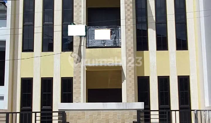 Rumah 4 Kt Terawat 10 Menit ke Gerbang Tol Brigif Hadap Selatan J38157