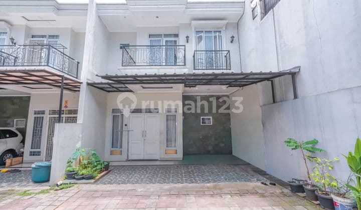 LB 140 House with SHM 12 Minutes to Primaya Hospital Depok J-37630
