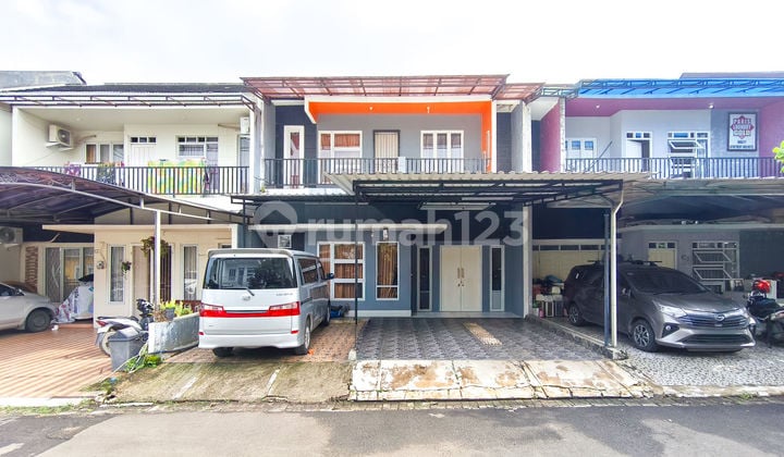 Rumah 2 Lantai SHM 5 Menit ke Rsia Vitalaya 3 Kamar Hadap Selatan J46398