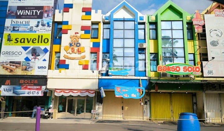For Sale 3-Storey Shophouse Boulevard Gading Serpong