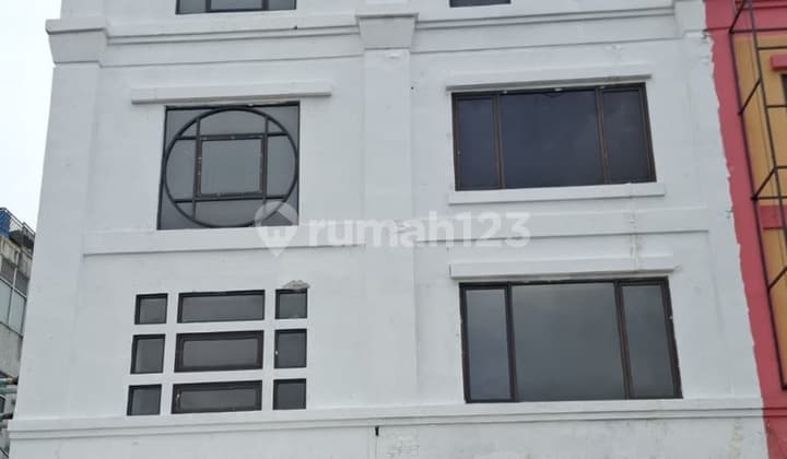 Dijual Ruko Gandeng Pinggir Jalan Raya Besar Melati Mas Square