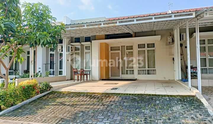 Rumah Full Furnish Tengah Kota di Graha Padma Cluster