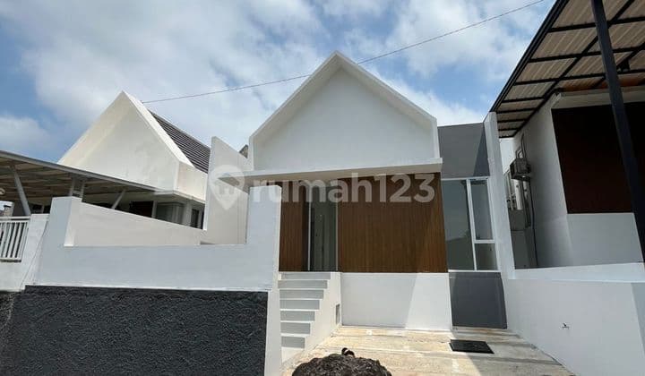Rumah Baru. View Laut. di Semarang Barat / Ngaliyan. Murah