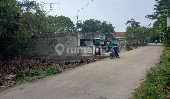 Land Facing the Road in Cisauk Dangdang Tangerang, Suitable for Workshop