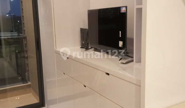 Dijual Sky House Apartemen Bsd City Full Furnished Lantai Rendah