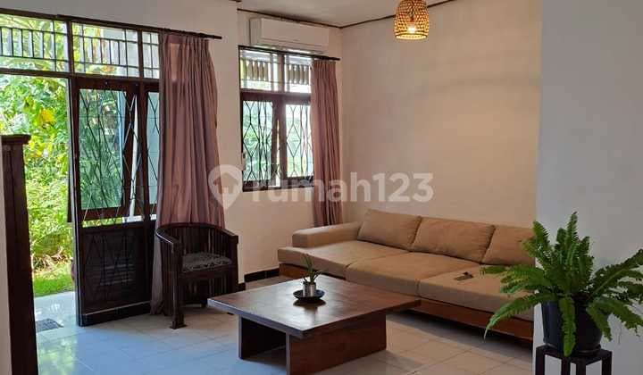 Rumah Modern Minimalis 1 Lantai Luas 100 M2 Kamar Tidur 2 Furnished Di Puri Gading Jimbaran Bali Rumah di Puri Gading, Perum Puri Gading, Jl. Raya Puri Gading, Jimbaran, Kuta Selatan, Badung, Bali, Indonesia, 80361, Jimbaran Bagus