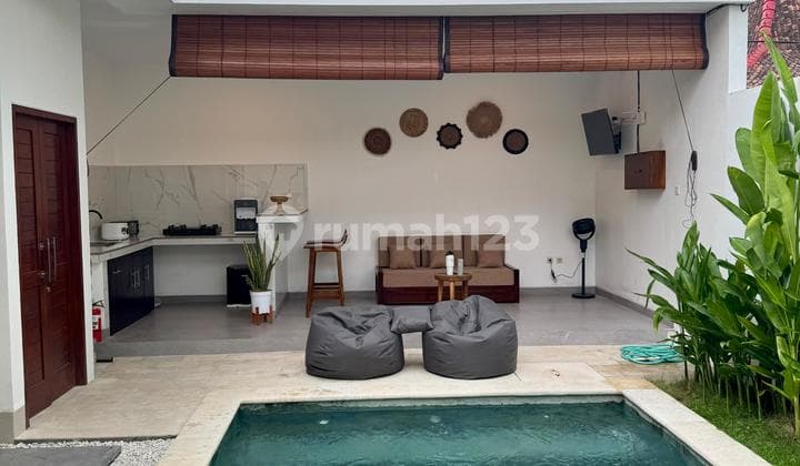 Villa Full Furnished Luas 173 M Kamar Tidur 2 di Kerobokan Badung