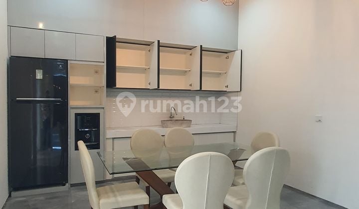 Rumah Bagus Mewah Di Cluster International Village Full Furnish Siap Huni