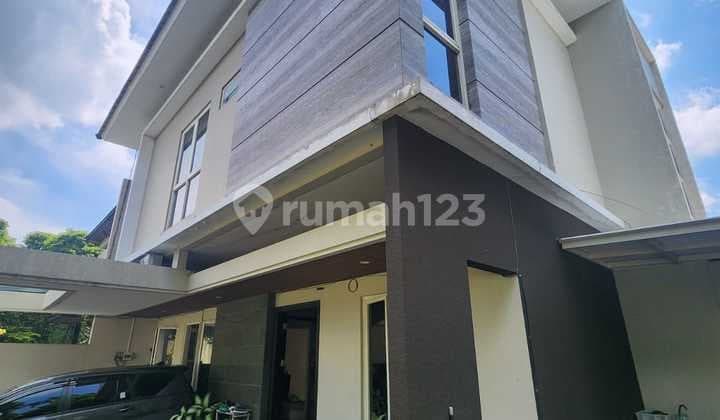 Rumah Mewah Hook 2 Lantai Siap Huni Citraland Utama Dekat Pasar