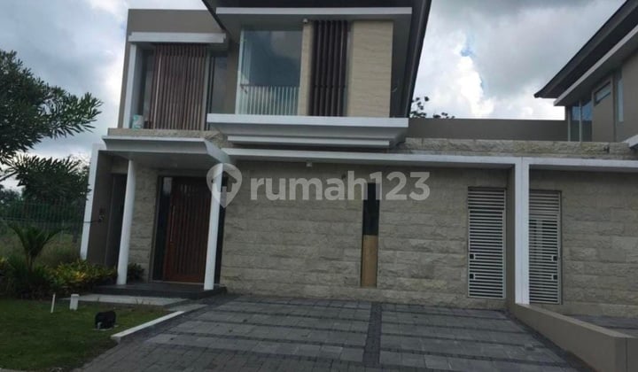 Rumah Siap Huni Bangunan 2 Lantai di Greenhill Citraland Utara