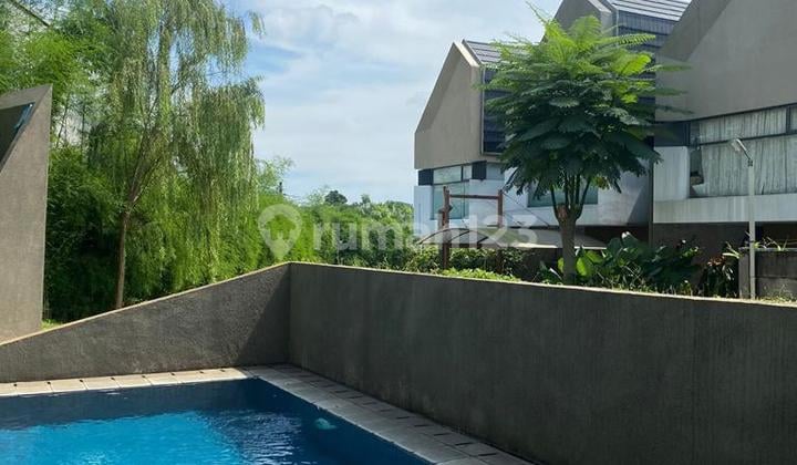 Rumah Modern Full Furnished di Dalam Cluster Eksklusif