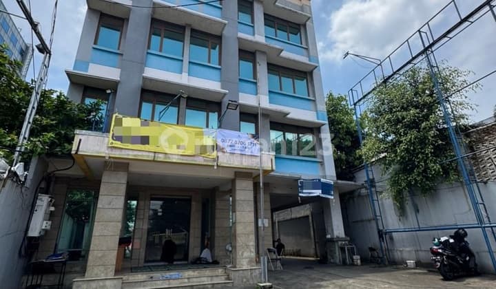 Office Building At Jakarta Pusat Luas 1056M2 Best Location