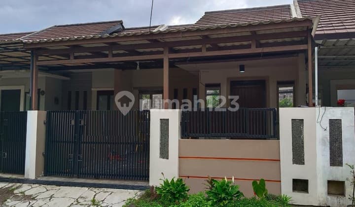 Rumah Minim Renovasi Pasti Nyaman Huni di Taman Kopo Indah 3