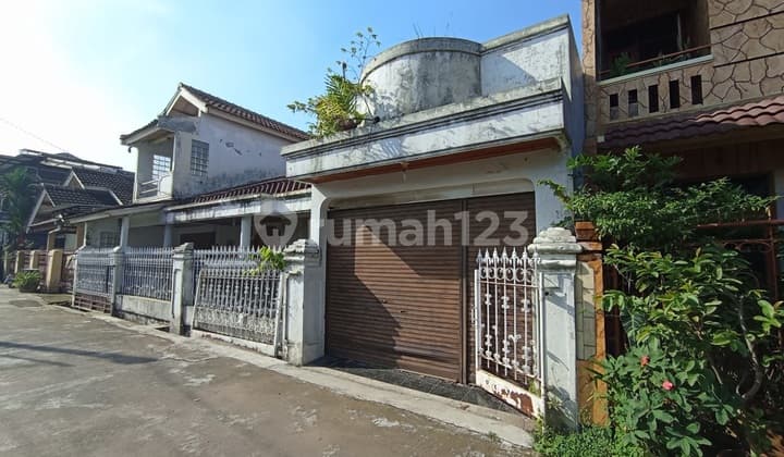Rumah Lokasi Strategis Siap Huni di Cicukang Indah
