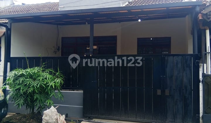 Hunian Nyaman dengan Lokasi Super Strategis di Taman Kopo Indah 2