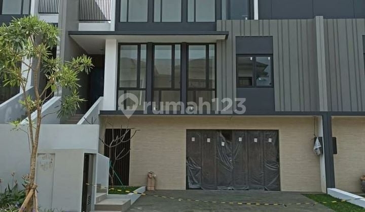 Cheapest For Sale New 3-Story South-Facing House in Navapark