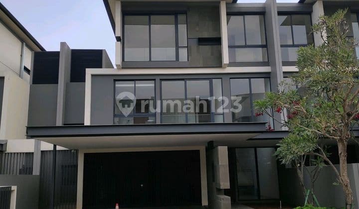 Dijual Cepat Rumah Bagus Lyndon Navapark