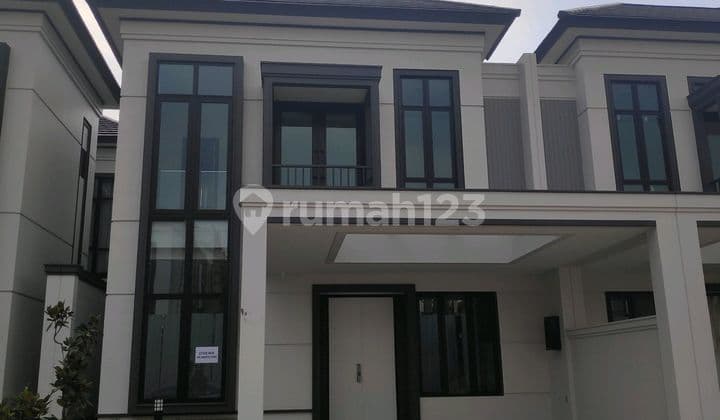 Disewakan Cepat Rumah Bagus di Matera Residence, Jl. Springs Boulevard, Cihuni, Pagedangan, Tangerang, Banten, Indonesia, 15332, Gading Serpong