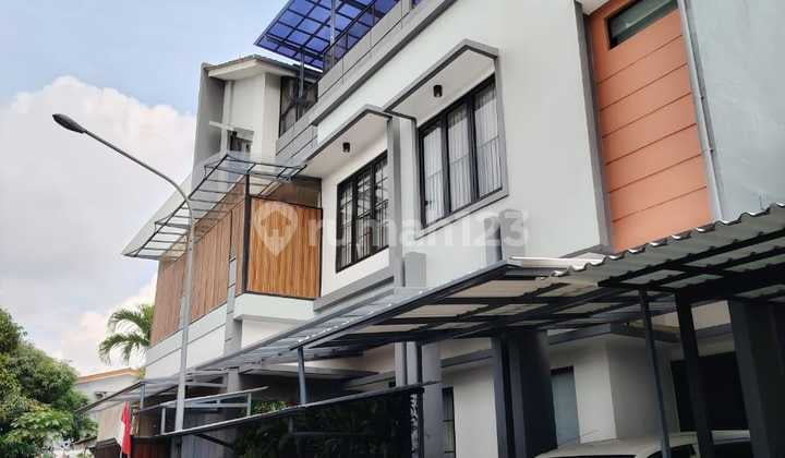 Rumah Cozy Siap Huni Bintaro Sektor 9