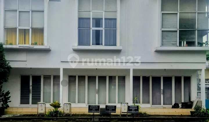 3-Storey Shophouse in Citra Grand Cibubur Ready to Use for Office or Business