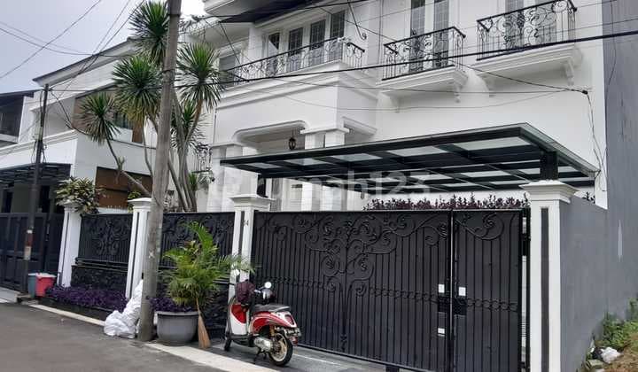 Rumah Cantik Bersih Siap Huni Di Bintaro Sektor 9