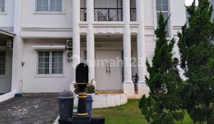 Rumah Mewah 2 Lantai Siap Huni