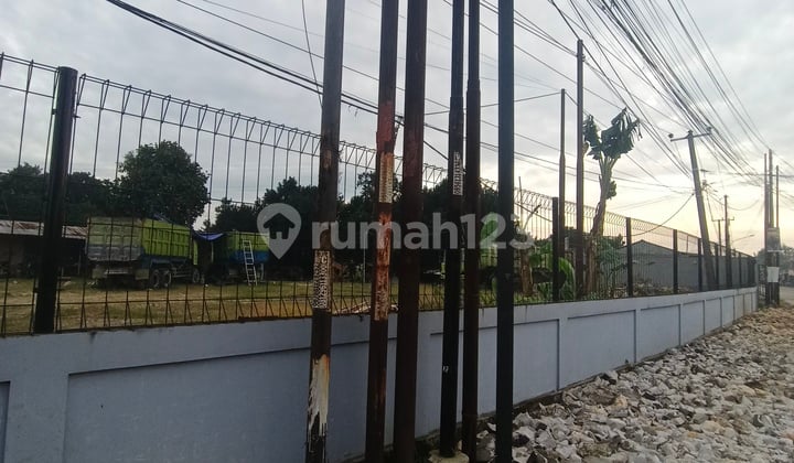 Tanah di Pinggir Jalan Cikeas Bentuk Kotak Siap Pakai